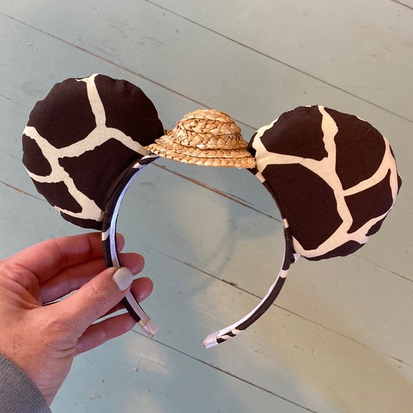 handmade Accessories - Giraffe Mickey ears with straw hat